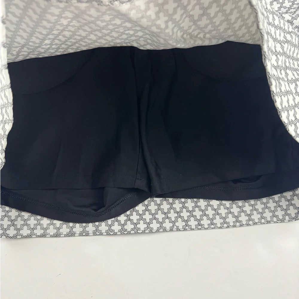 Stylish Gray Patterned Women's Skort stretchy with tummy control size medium